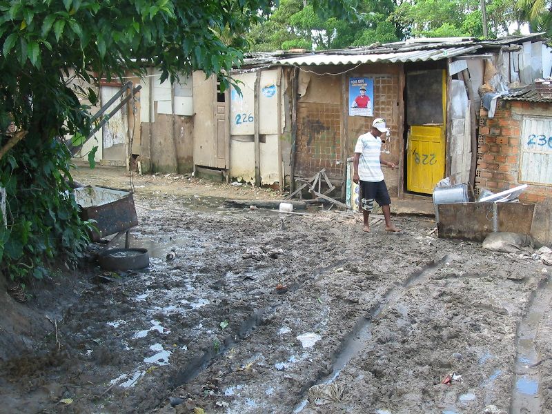 Die Not in der Favela/im Slum 10